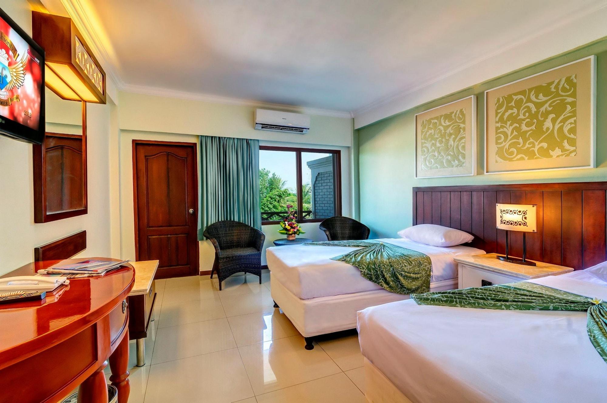 Kuta One Party Hotel Екстер'єр фото